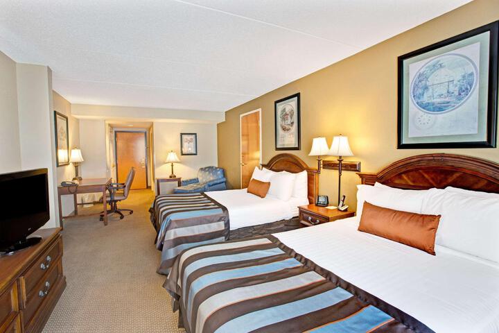2 Double Beds (1 of 2)
