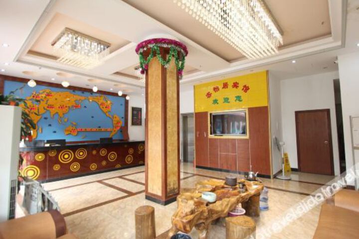 Hotel Interior 8 of 18