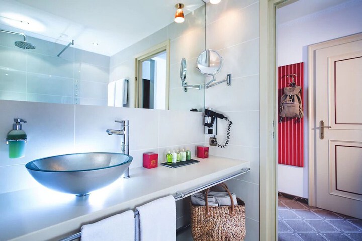 Bathroom Interior Photo