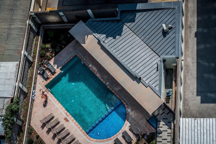 Hotel Pool