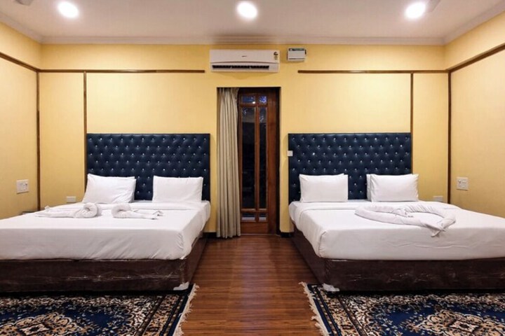 Room 8 of 24