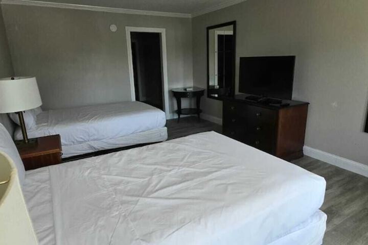Room 41 of 66