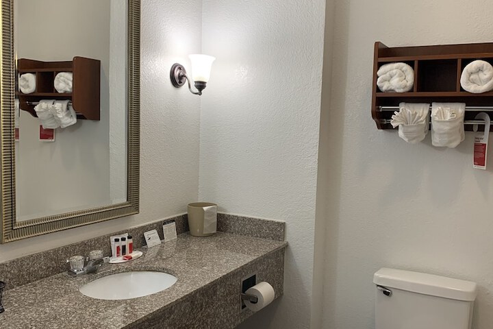 Room 42 of 90