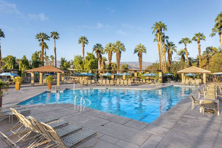 Pools & Facilities
