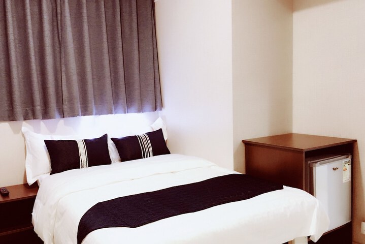 Room 19 of 52