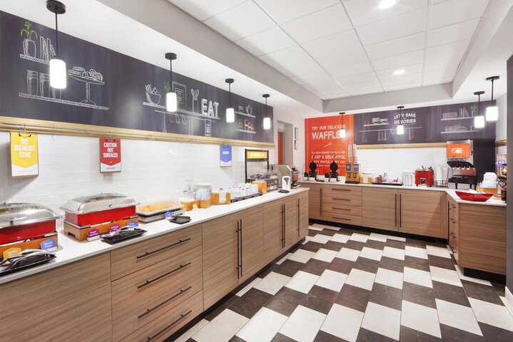 Breakfast/Coffee Service 33 of 43