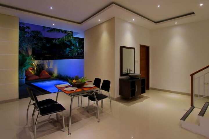 Room 14 of 39