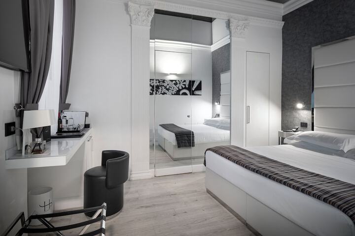 Room 16 of 61