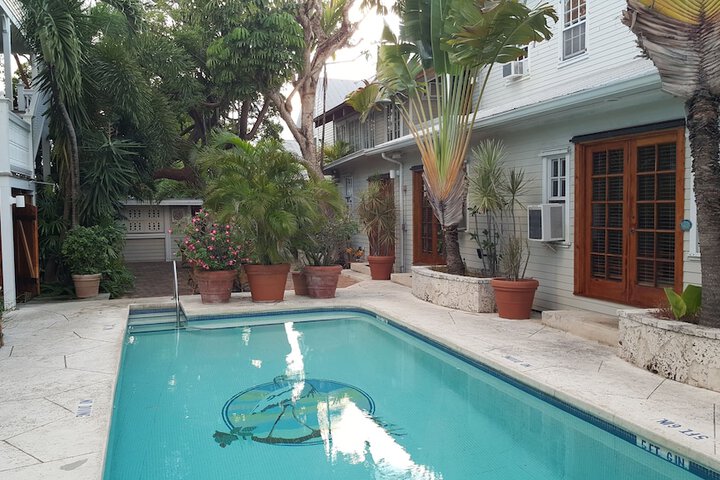 Pools & Facilities