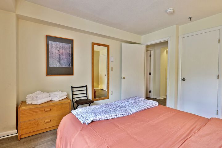 Room 17 of 234