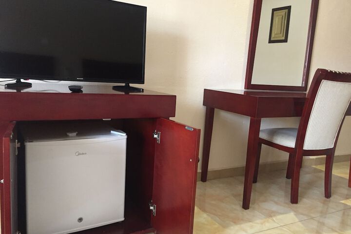 Room 9 of 111