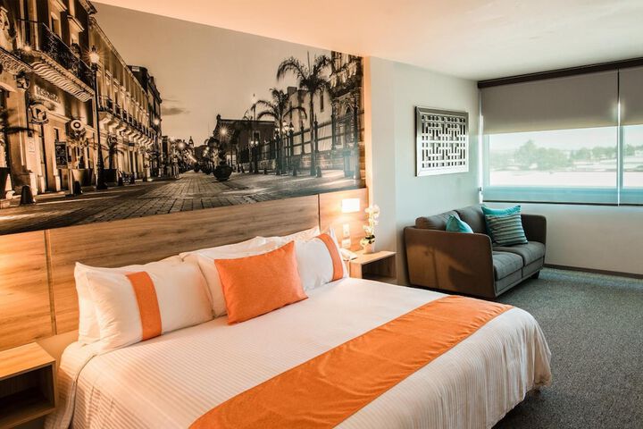 Room 14 of 36