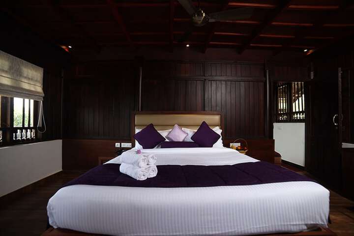 Room 12 of 51
