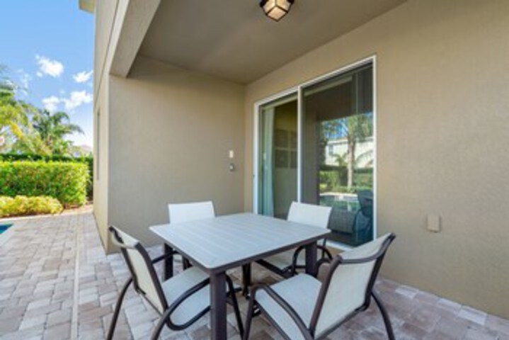 Terrace/Patio 3 of 36