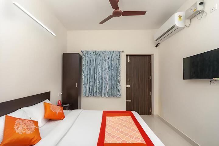 HOTEL VANGAL NEST