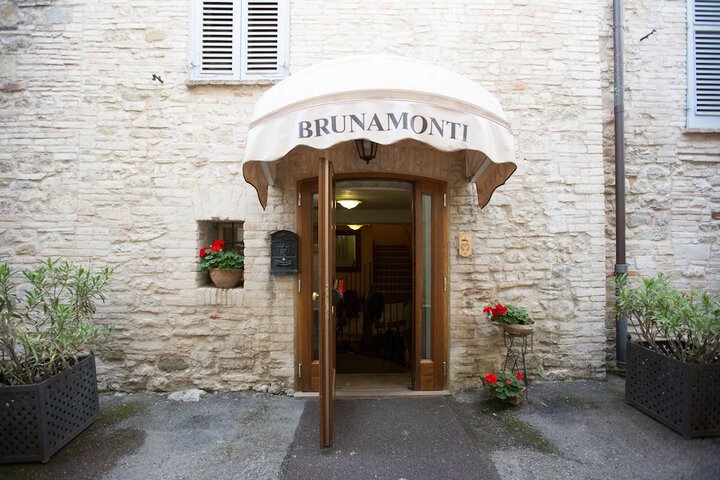 Hotel Entry
