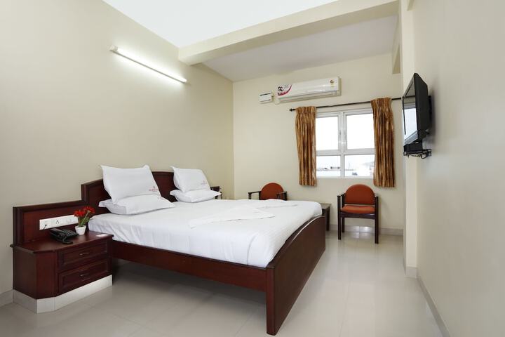 Room 11 of 29