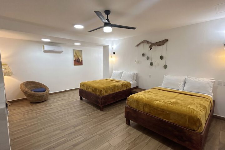 Room 6 of 37