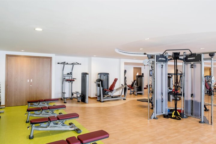 Health and Fitness 120 of 254