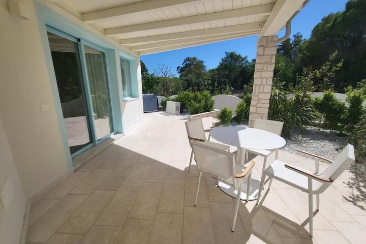 Terrace/Patio 33 of 74