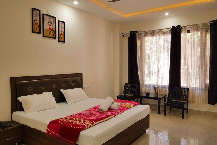 Hotel Pinewood Dalhousie