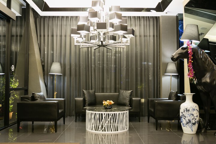 Hotel Interior 6 of 59
