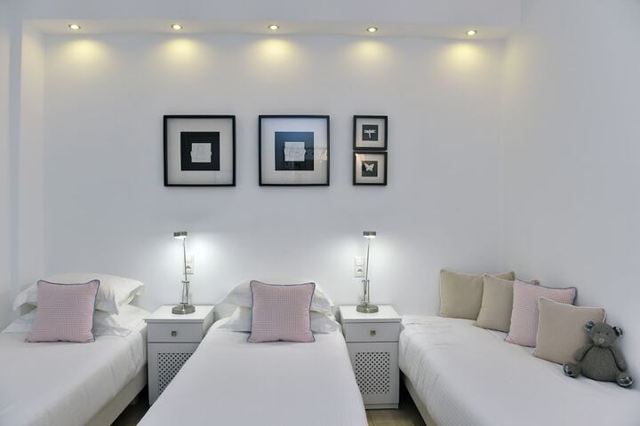 Room 41 of 65