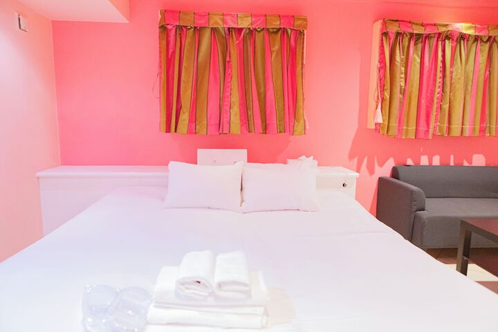 Room 45 of 257