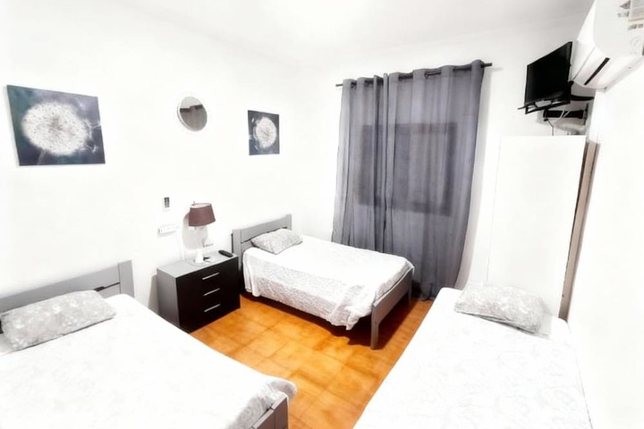 Room 18 of 112