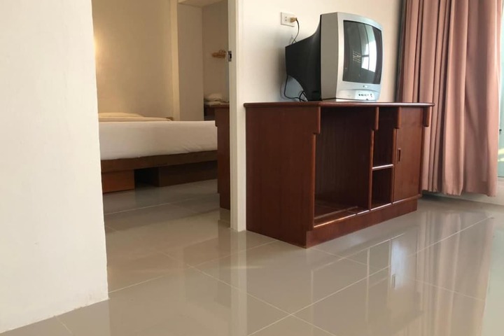 Room 7 of 23