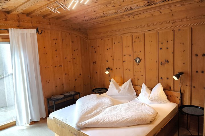 Room 8 of 45