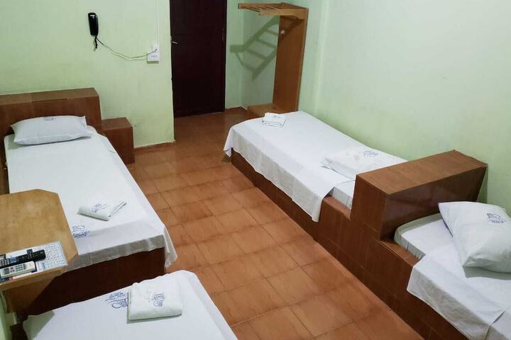 Room 4 of 69
