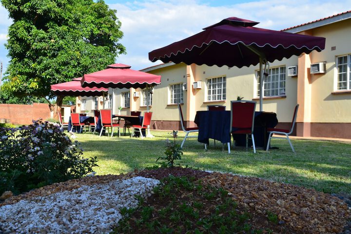 Hotel Exterior 60 of 71