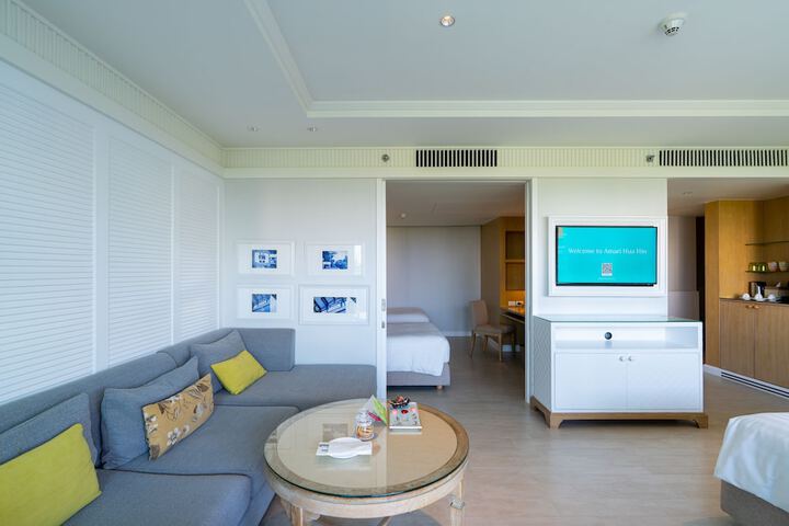 Room 17 of 203