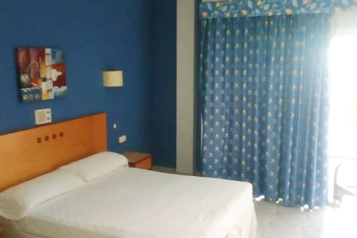 Room 10 of 43