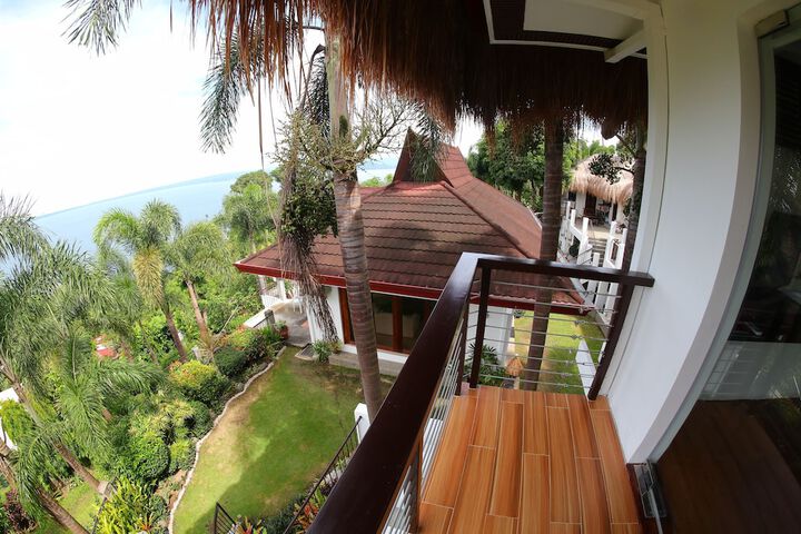 Hotel 56 of 73
