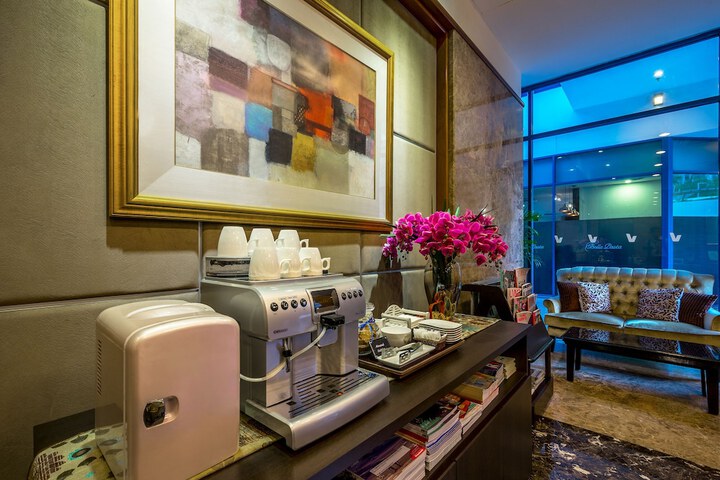 Coffee service