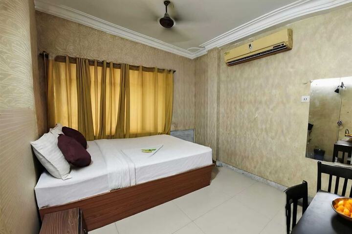 Room 19 of 83