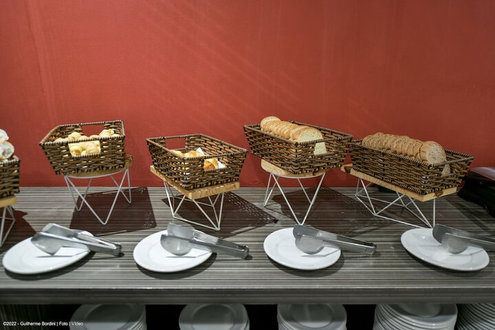Breakfast/Coffee Service 36 of 53