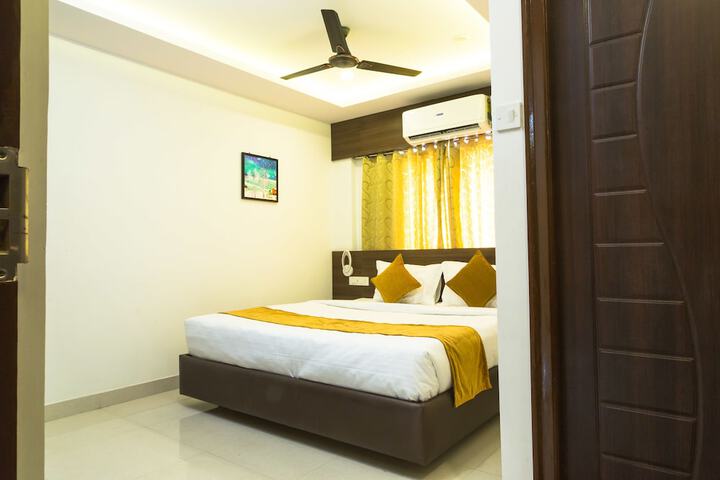 Room 5 of 72