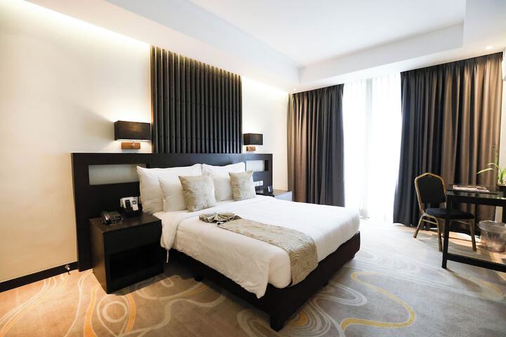 Room 12 of 31