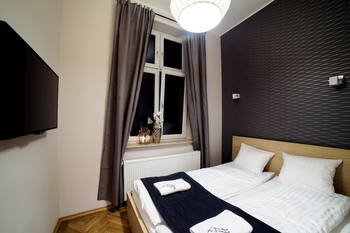 Room 22 of 84