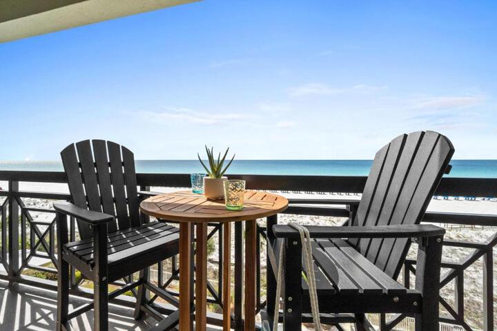 Azure 504 in Fort Walton Beach, FL