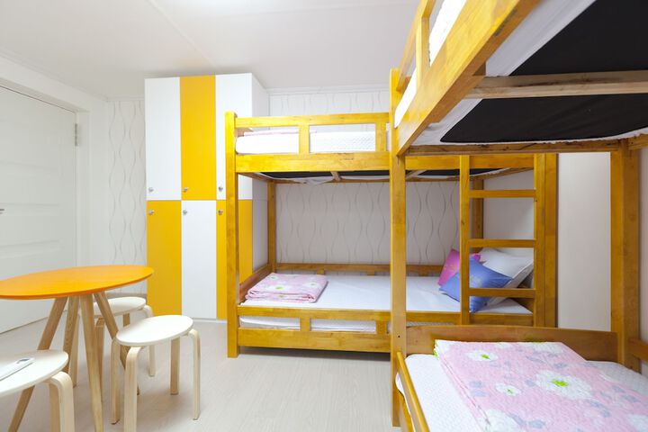 Room 14 of 70