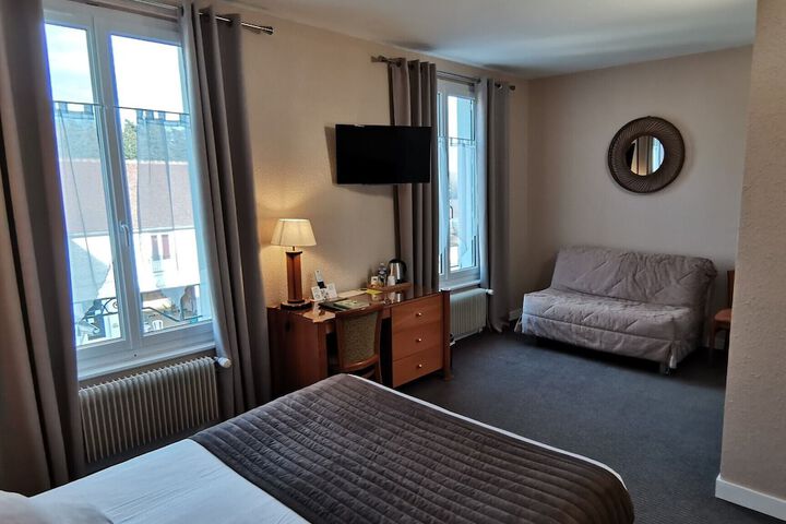 Room 21 of 62