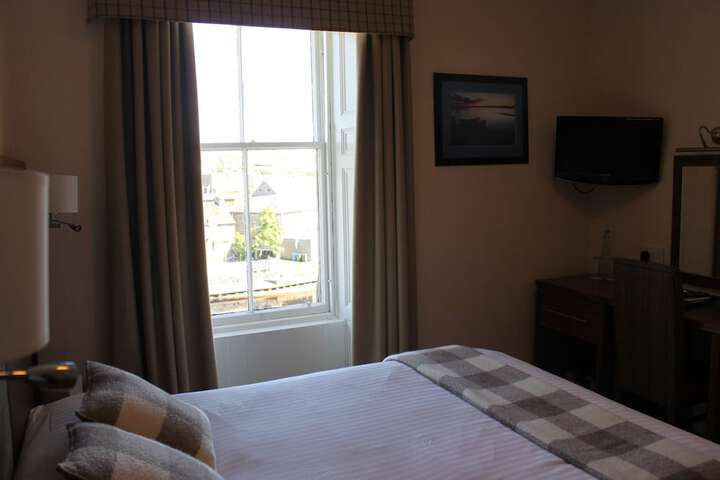 Room 7 of 88