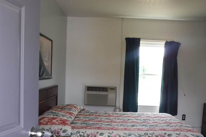 Room 2 of 23