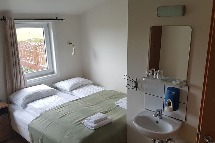 Room 8 of 45