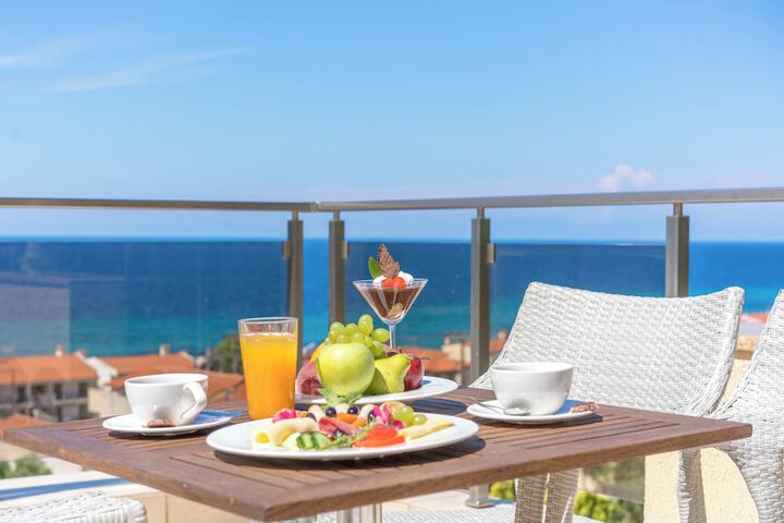Breakfast/Coffee Service 49 of 77