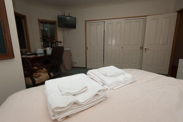 Room 5 of 58